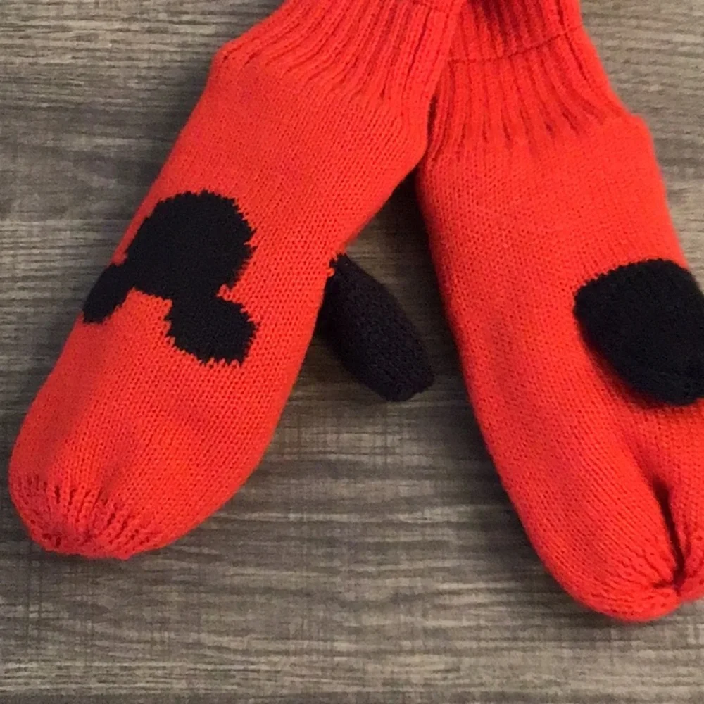GAP Kids Red and Black Mittens